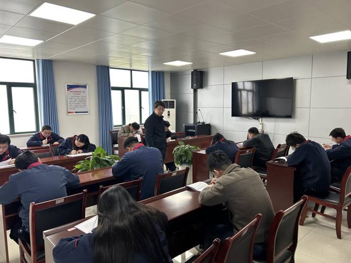 建材公司、檢測公司聯(lián)合開展管理人員業(yè)務提升考試